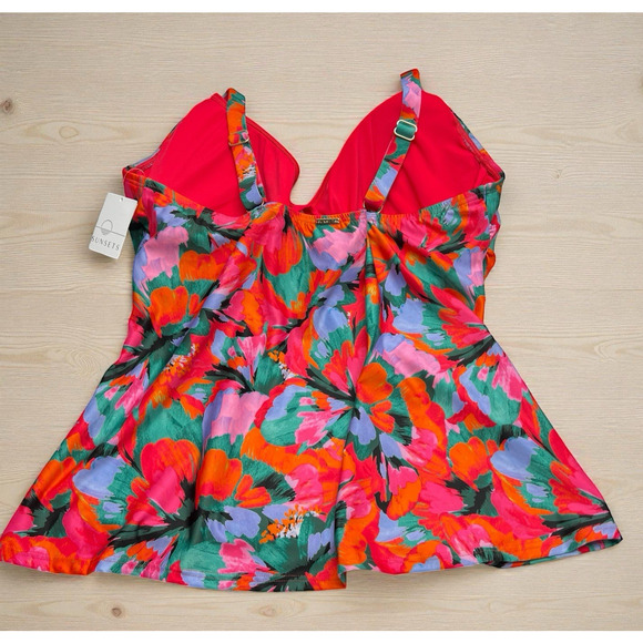 Sunsets Tankini Top 38G Hummingbird Cove NWT $106 Adjustable Strap Underwire - Picture 2 of 14